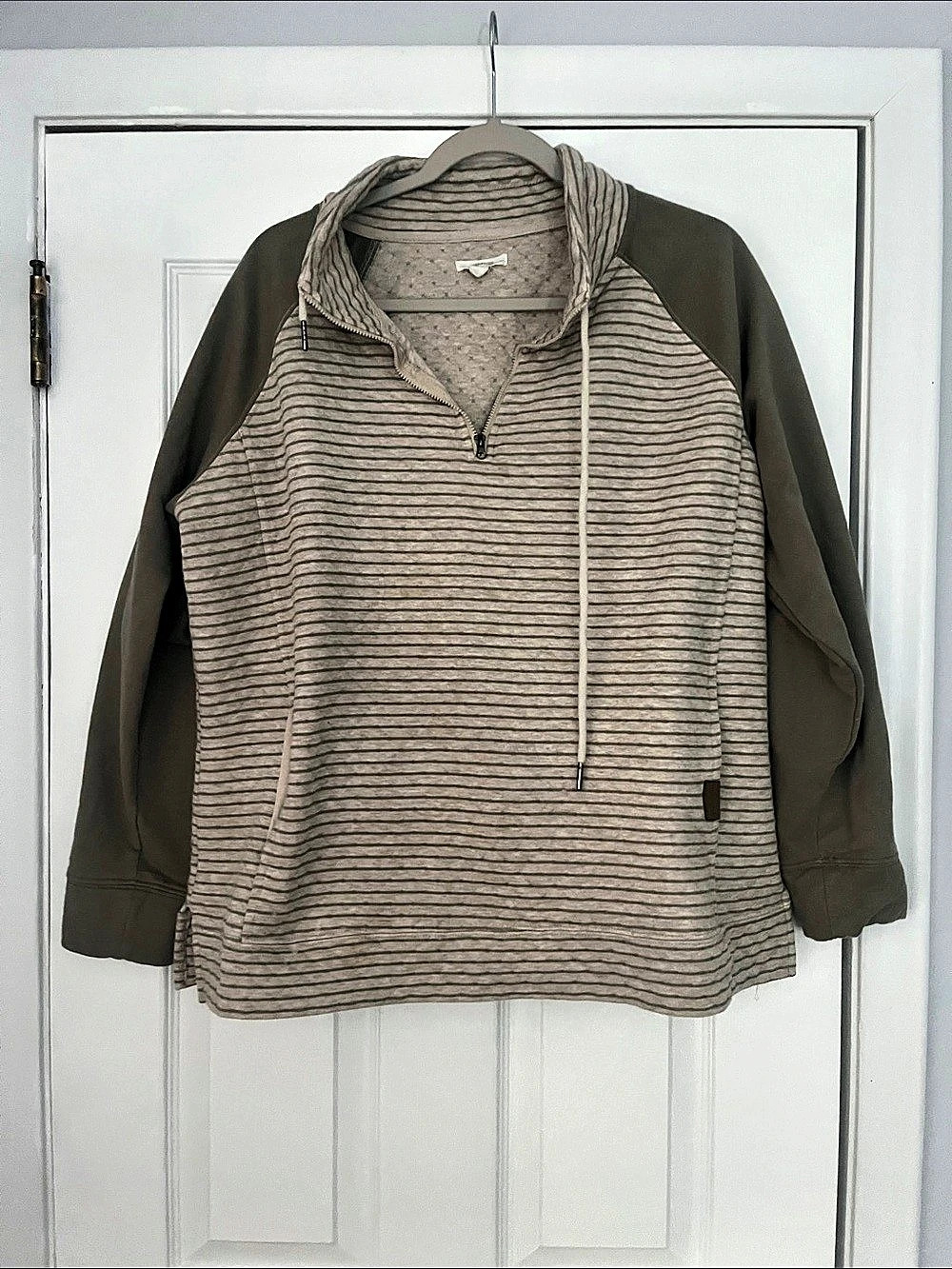 maurices Quilted Quarter-Zip Pullover Gray & Green XL